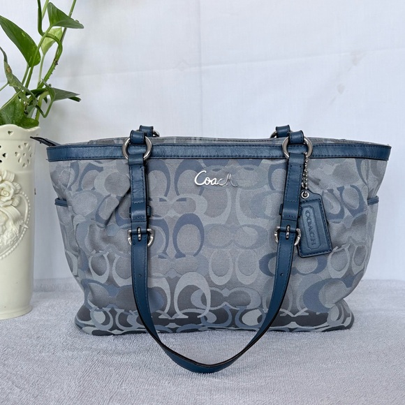 Coach Handbags - Coach Blue Gray Optic Signature Jacquard Tote F17881 Dual Shoulder Strap VTG Bag